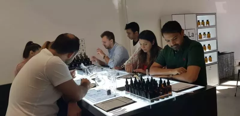 PERFUME MAKING WORKSHOP