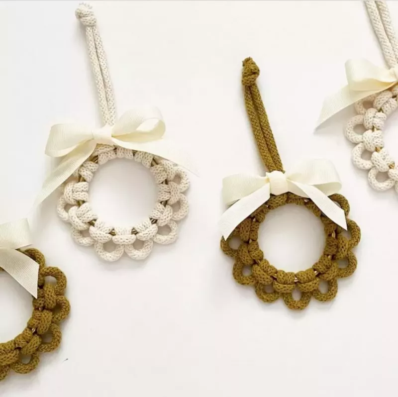 Macramé Christmas Ornaments Workshop with Brunch